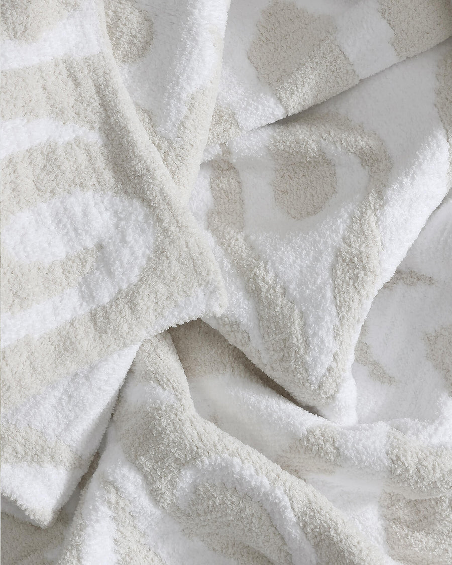 Casablanca Throw Oatmeal - Off White