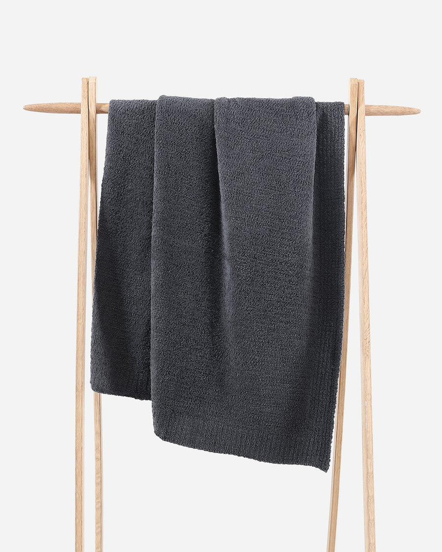 Snug Throw Coal