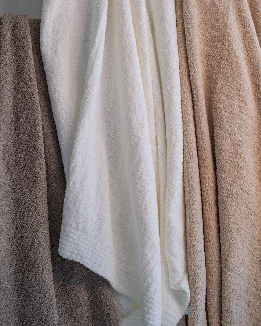 Snug Throw Sahara Tan Off White Mocha