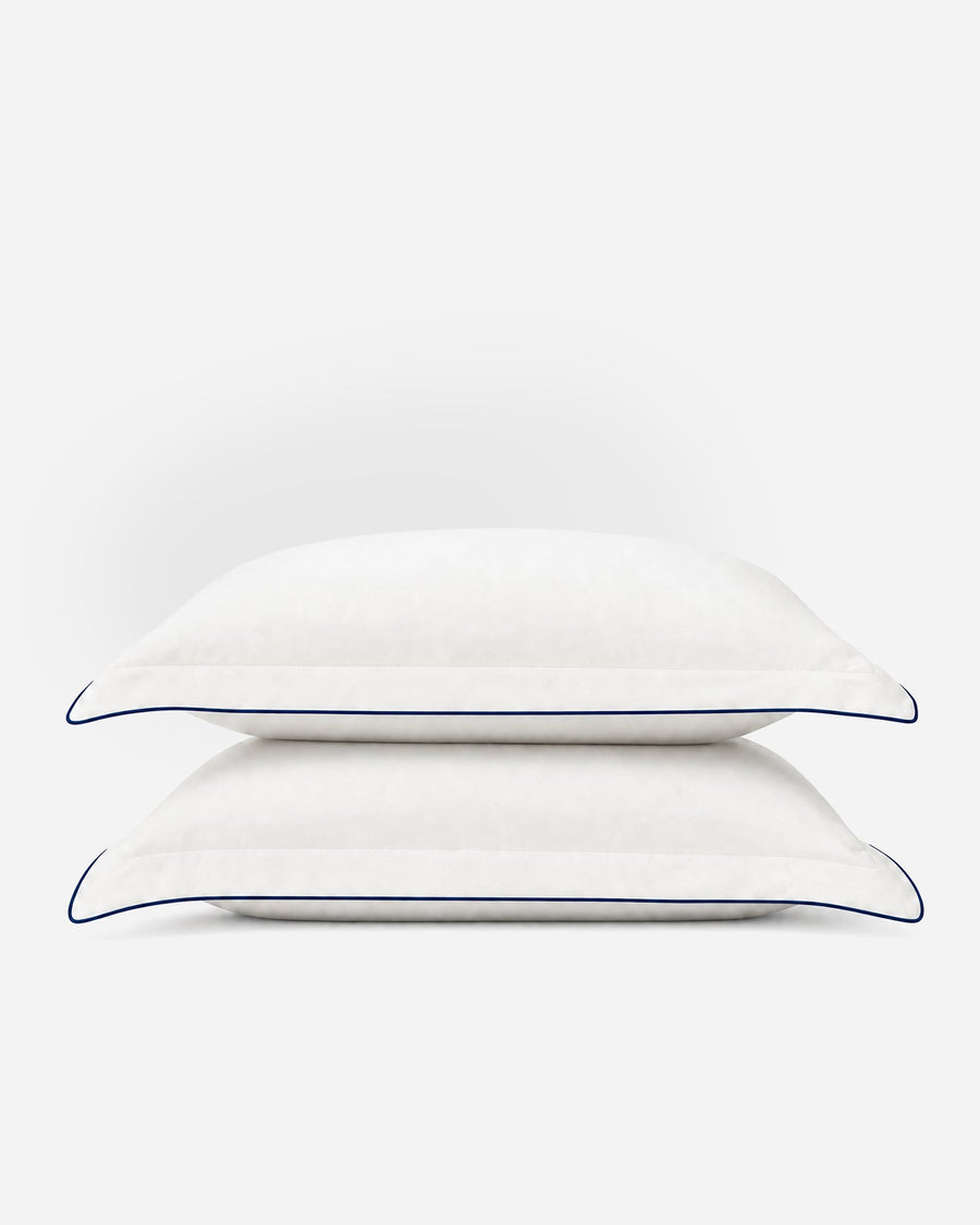 Sunday Citizen Porto Cooling Lumiere Piping Pillowcase in White - Midnight